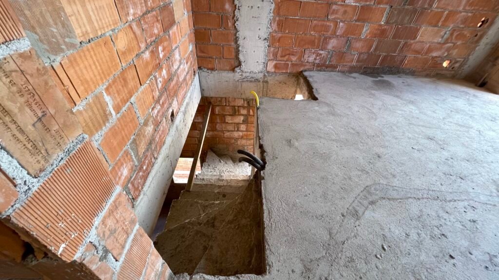 Residencial Serra Esmeralda - Apartamento em BH - Cobertura Escadas