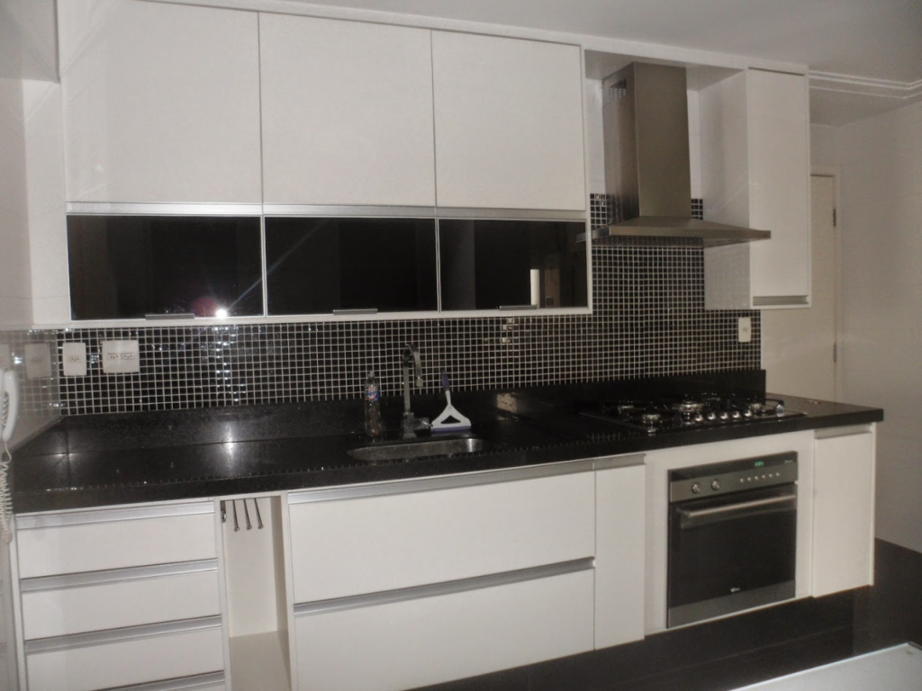 Cozinha clássica Reformas Aprimorar Construtora em Belo Horizonte
